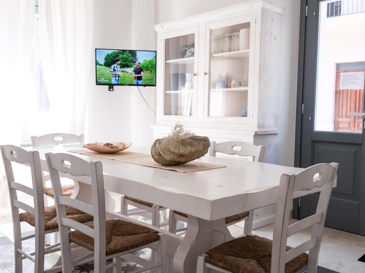 Affittacamere Solki SantʼAntìoco 外观 照片